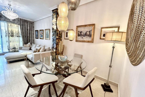 Herverkoop - Appartement  - Torrevieja - torrevieja