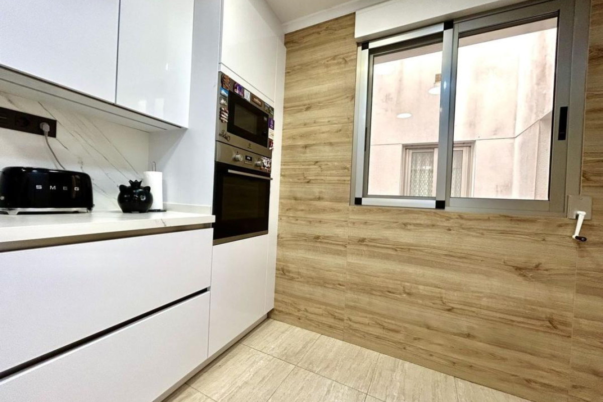 Herverkoop - Appartement  - Torrevieja - torrevieja
