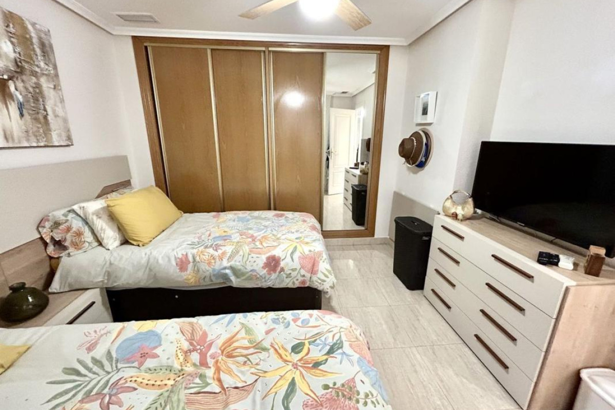 Herverkoop - Appartement  - Torrevieja - torrevieja