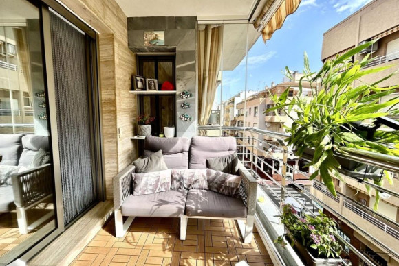 Herverkoop - Appartement  - Torrevieja - torrevieja