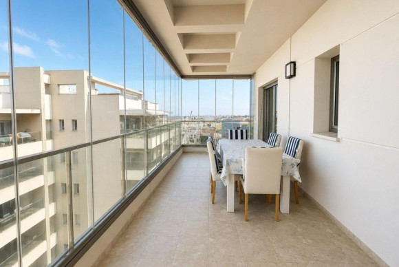 Herverkoop - Appartement  - Orihuela