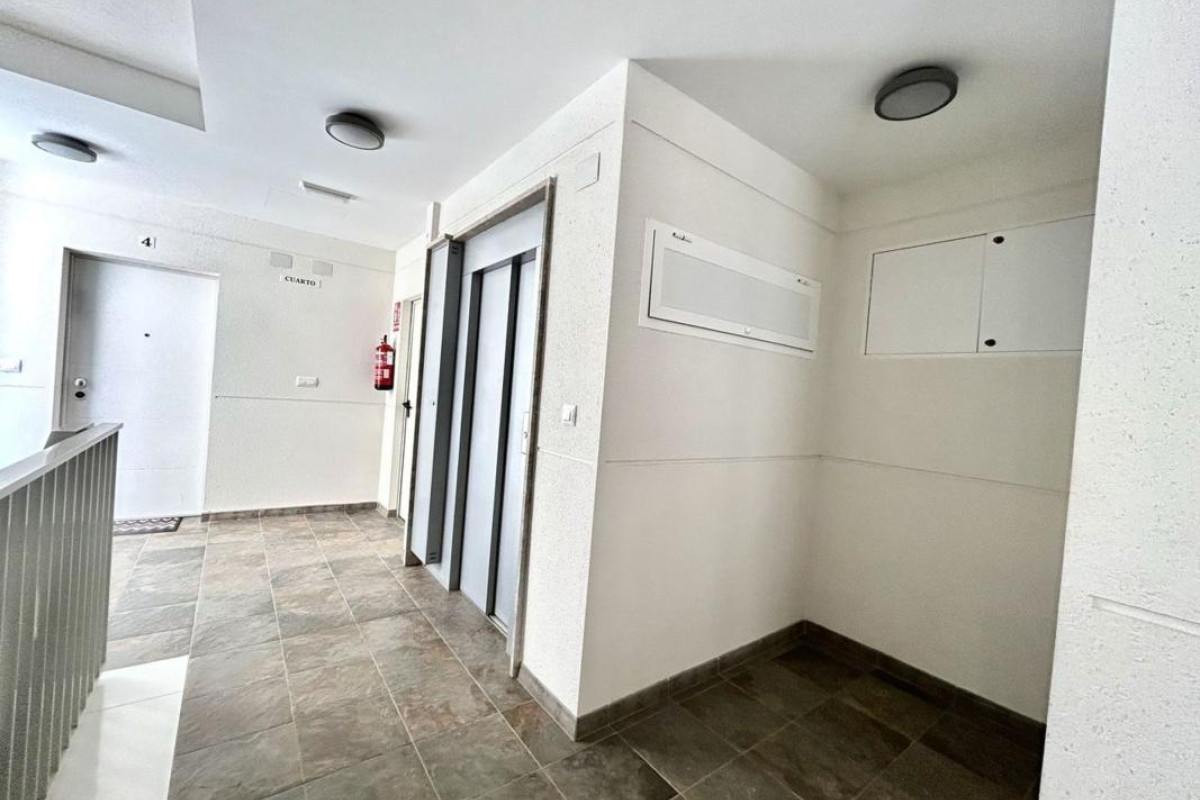 Herverkoop - Appartement  - Orihuela