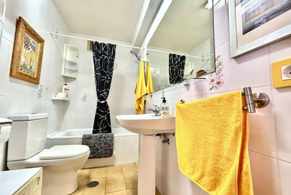 Reventa - Apartamento / piso - Torrevieja - torrevieja