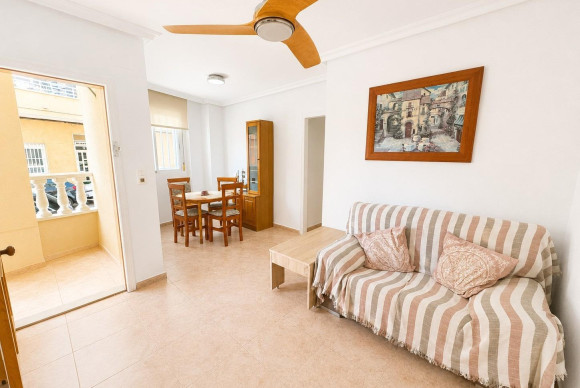 Herverkoop - Appartement  - Torrevieja - Habaneras