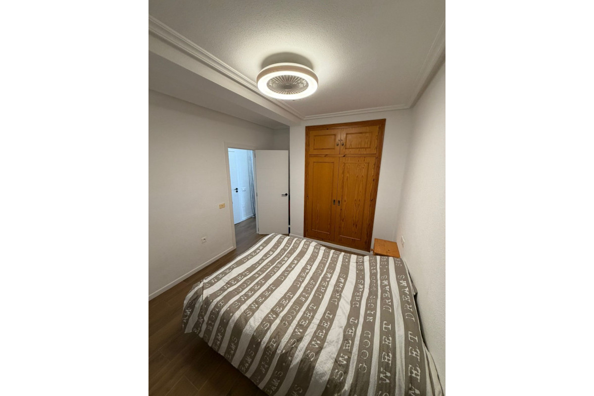 Reventa - Apartamento / piso - Orihuela Costa - Punta Prima