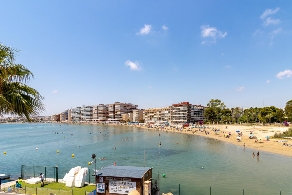 Herverkoop - Appartement  - Torrevieja - Playa del Acequión