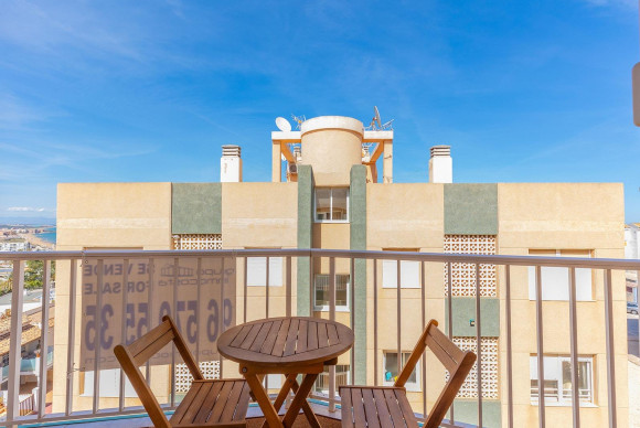 Resale - Apartment  - Torrevieja - Cabo cervera
