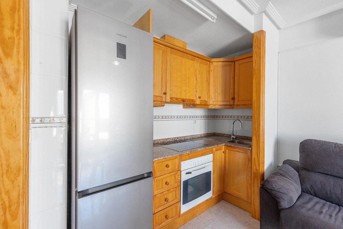 Resale - Apartment  - Torrevieja - Cabo cervera