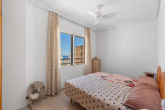 Resale - Apartment  - Torrevieja - Cabo cervera