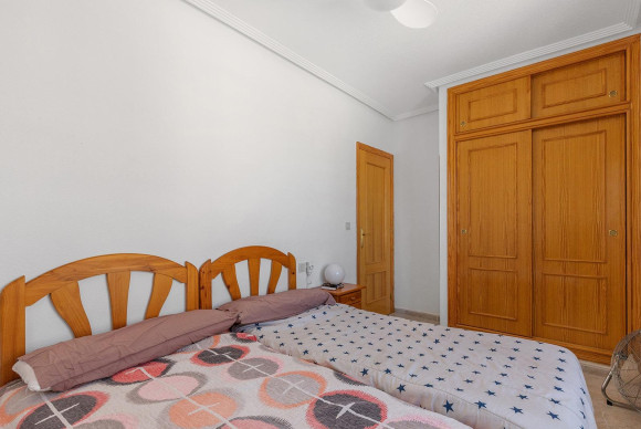Resale - Apartment  - Torrevieja - Cabo cervera