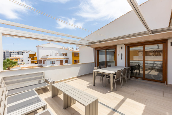 Herverkoop - Appartement  - Orihuela Costa - Punta Prima