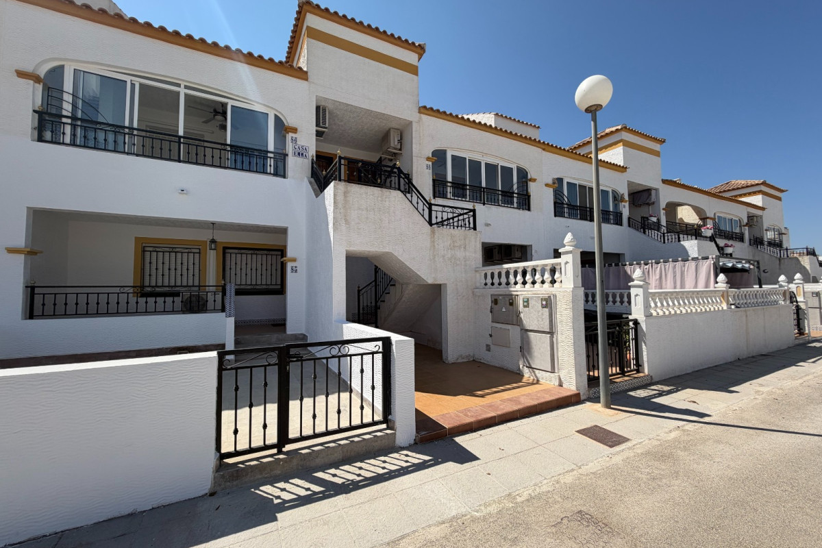 Resale - Apartment  - Orihuela Costa - Entre Naranjos Vistabella