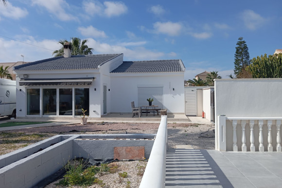 Revente - Detached Villa - Orihuela Costa - Lomas de Cabo Roig