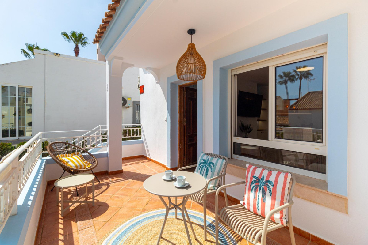 Resale - Villa - Orihuela Costa - Villamartin