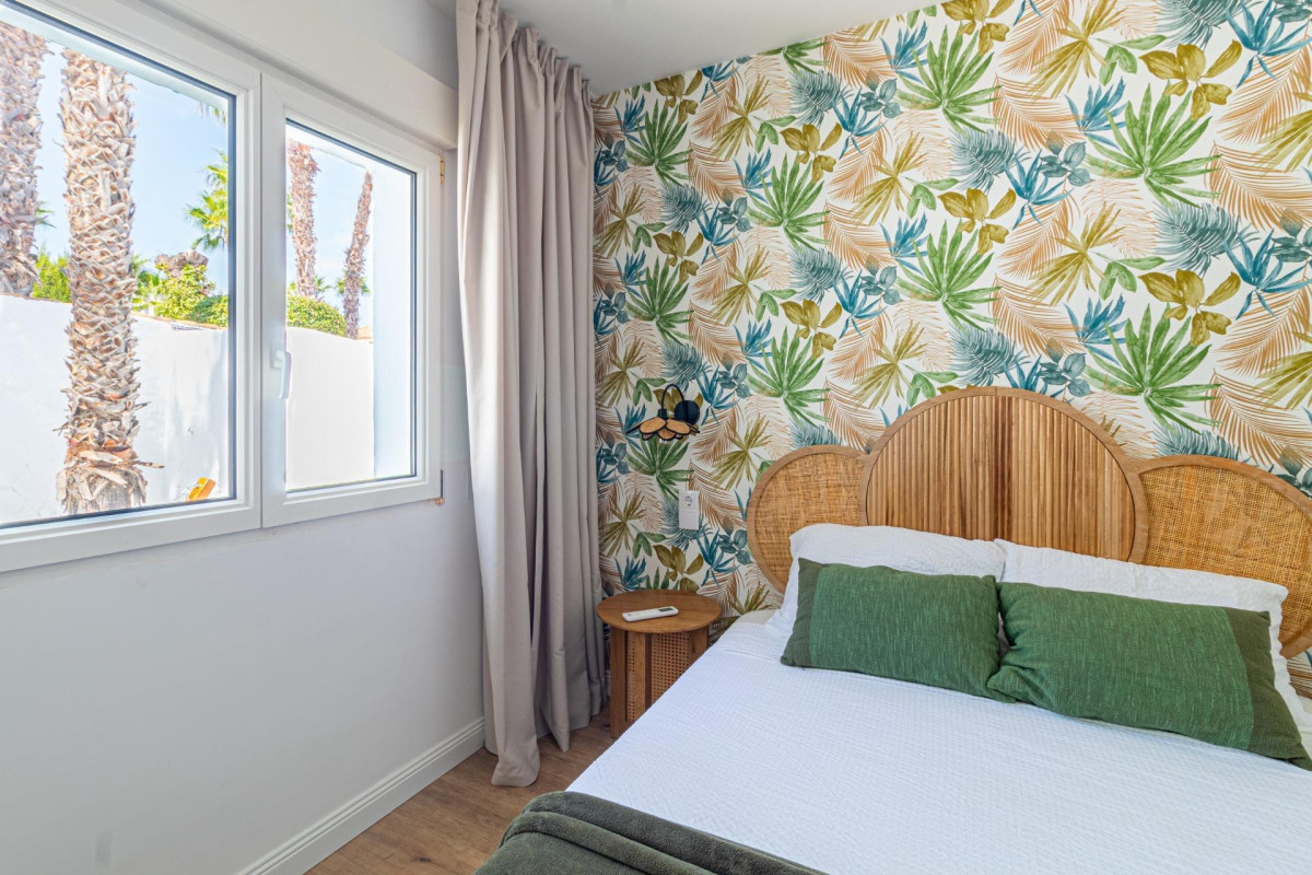 Resale - Villa - Orihuela Costa - Villamartin