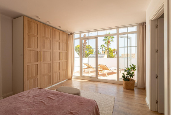 Resale - Villa - Orihuela Costa - Villamartin
