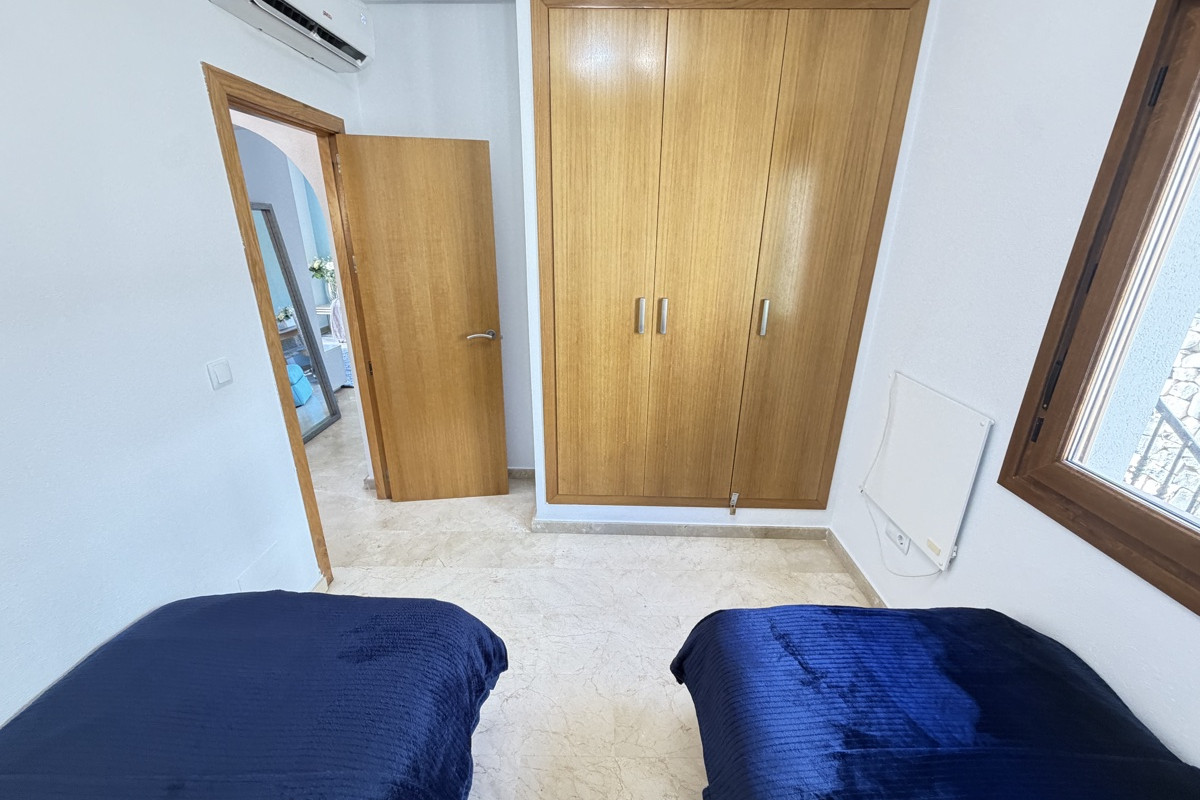Resale - Apartment  - Orihuela Costa - Las Ramblas