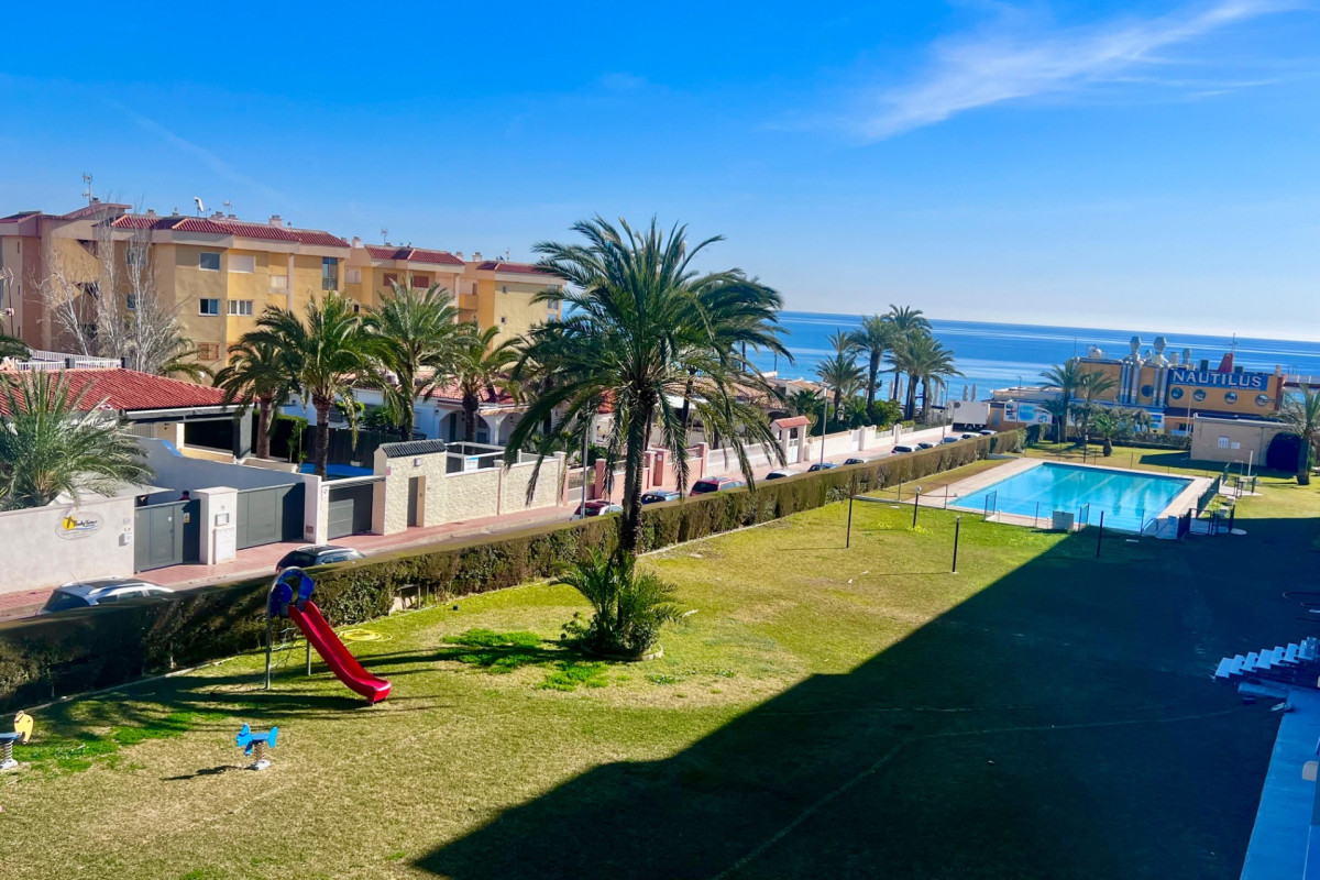 Herverkoop - Appartement  - Torrevieja - Punta prima