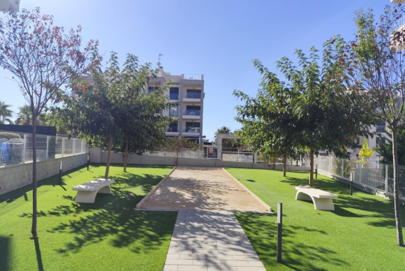 Herverkoop - Appartement  - Villamartin