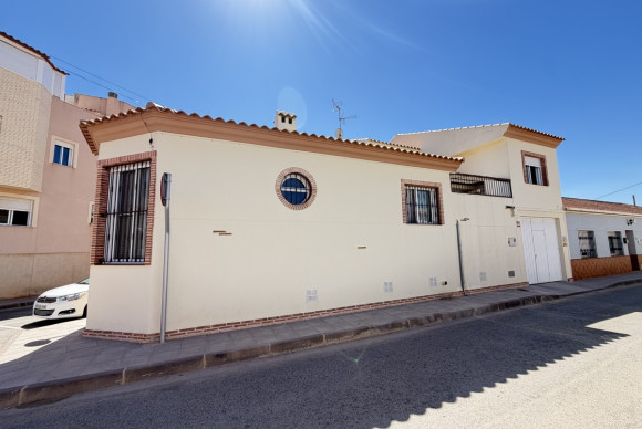Resale - Townhouse - Pilar de La Horadada - Pilar de La Horadada - Town