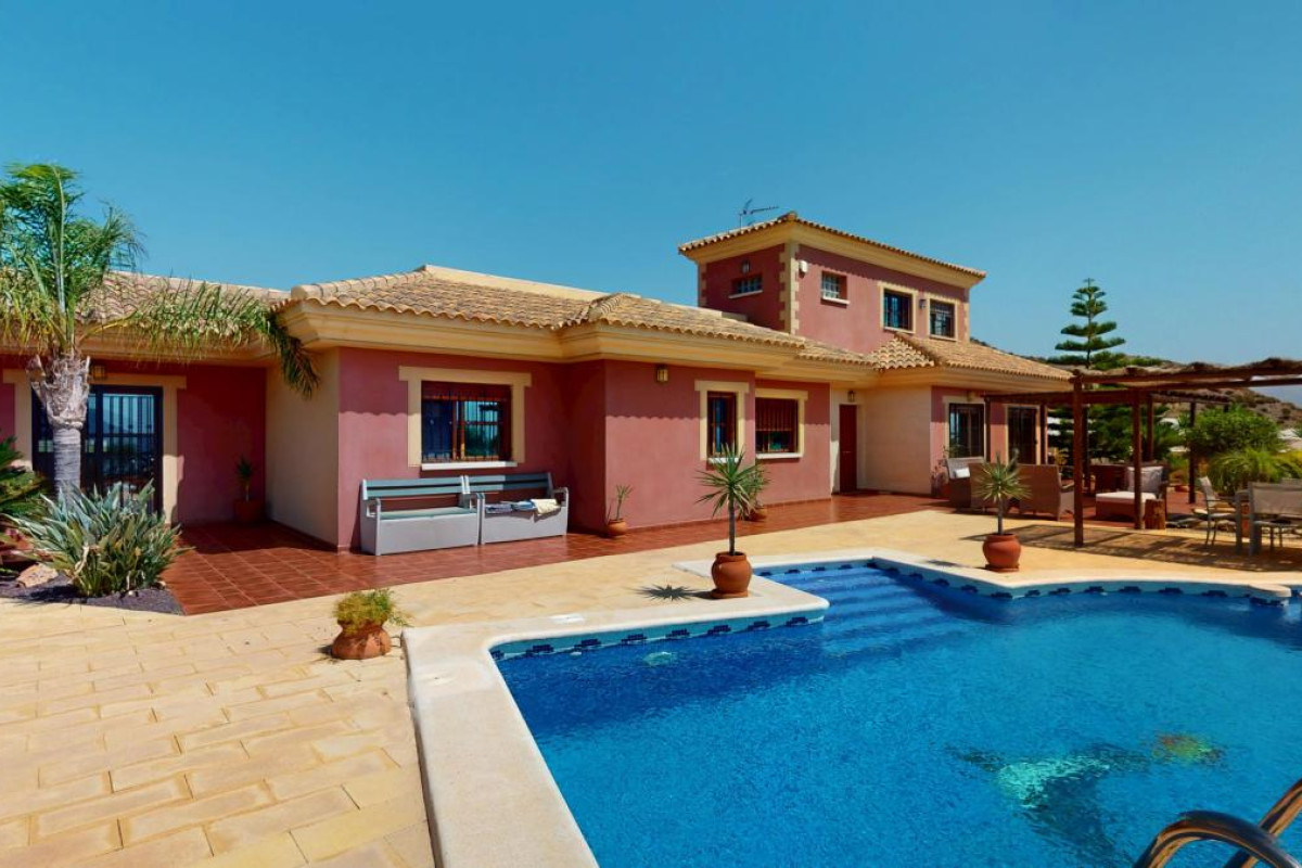 Herverkoop - Villa - Águilas
