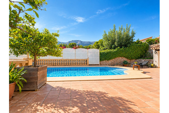 Resale - Villa - Denia - Montgó