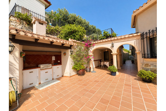 Resale - Villa - Denia - Montgó