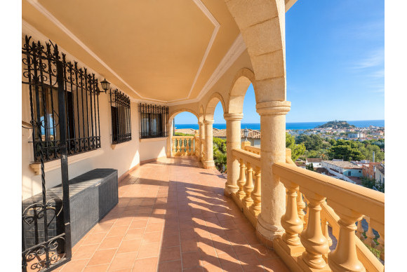 Resale - Villa - Denia - Montgó