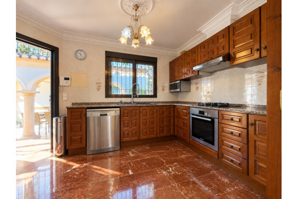 Resale - Villa - Denia - Montgó