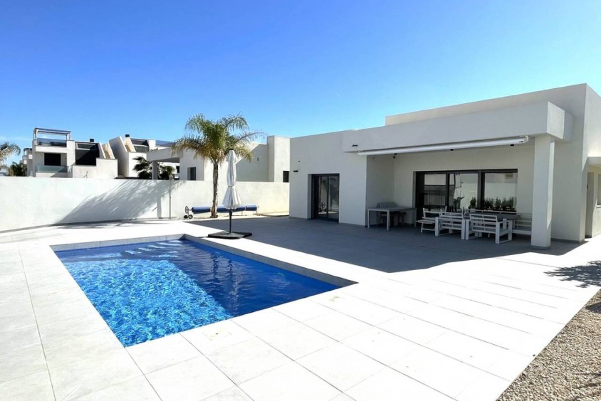 Obra nueva - Villa - Rafal