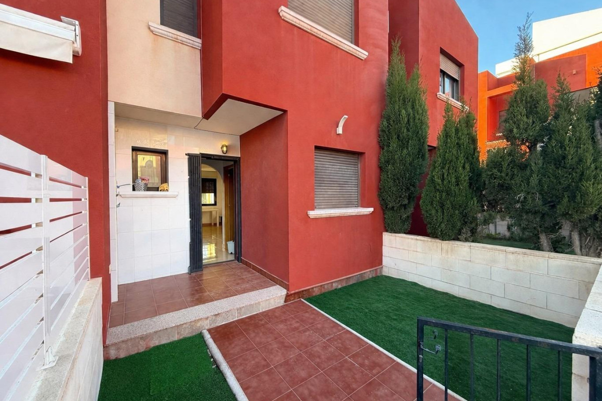 Revente - Terraced house - Torrevieja - Aguas Nuevas