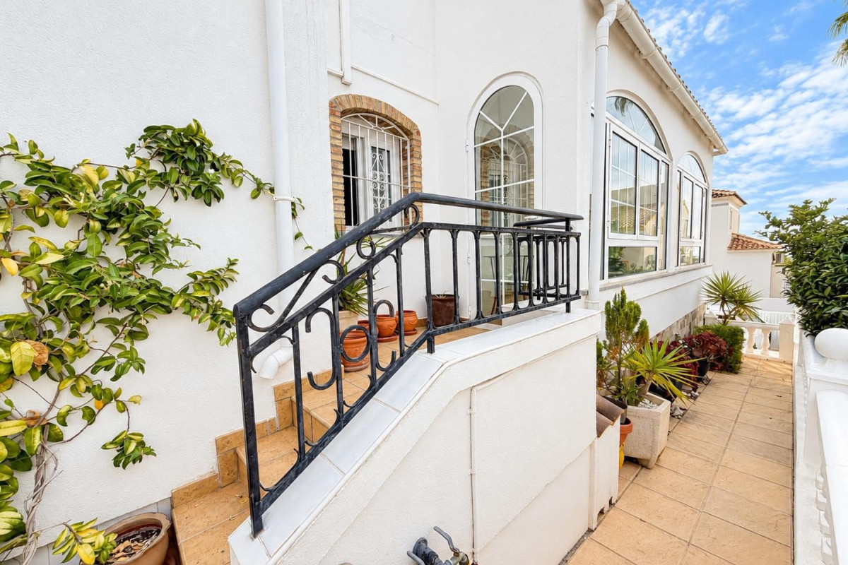 Revente - Semi Detached Villa - Orihuela Costa - Villamartin