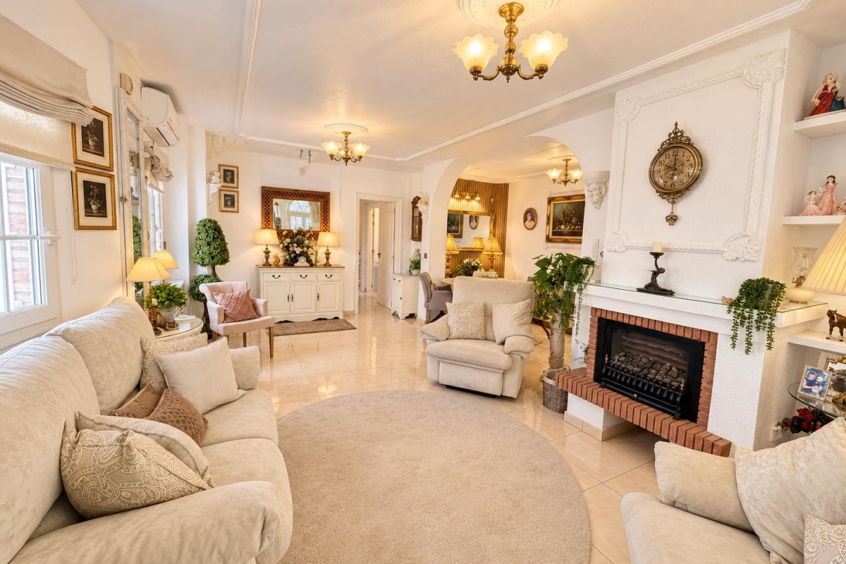 Revente - Semi Detached Villa - Orihuela Costa - Villamartin