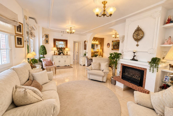 Revente - Semi Detached Villa - Orihuela Costa - Villamartin
