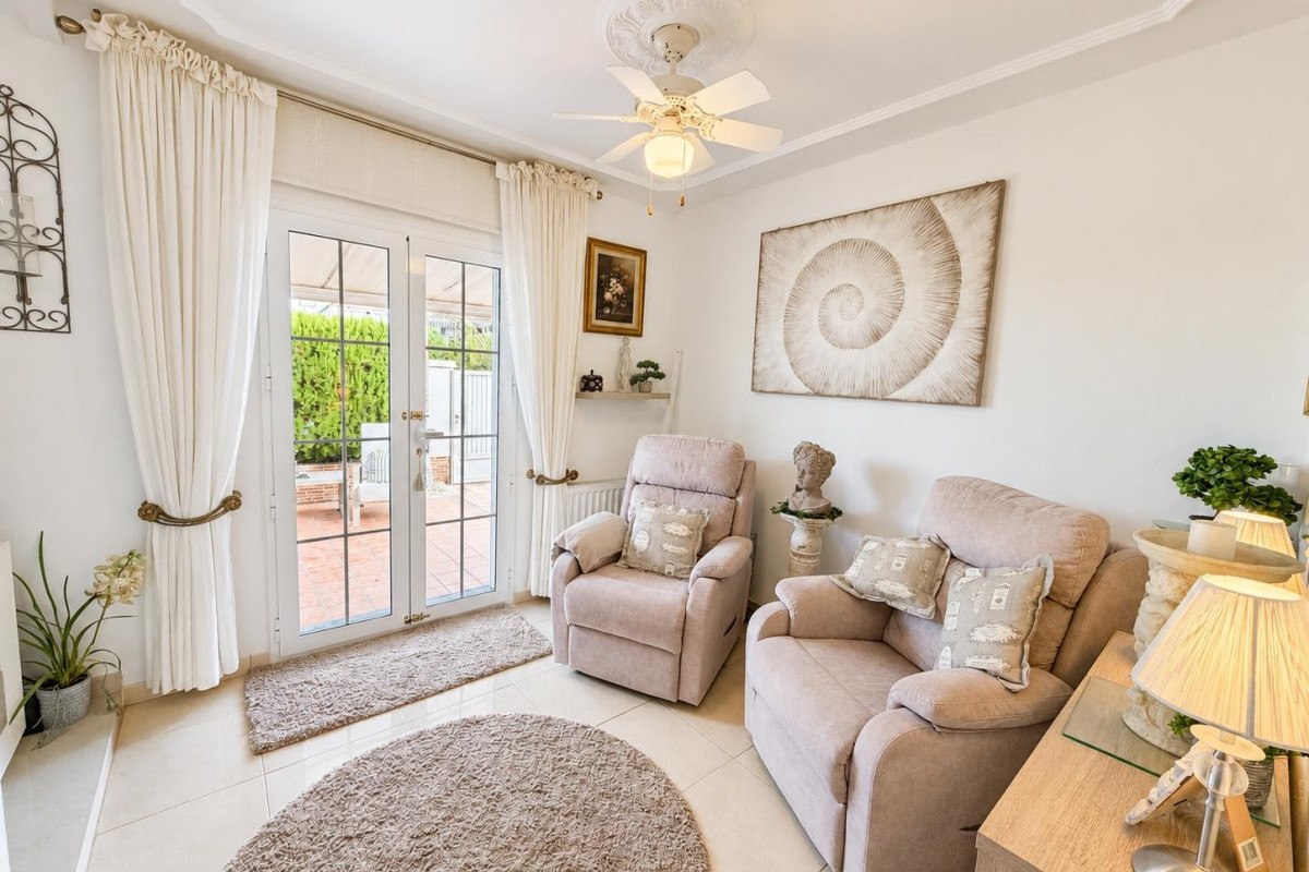 Revente - Semi Detached Villa - Orihuela Costa - Villamartin