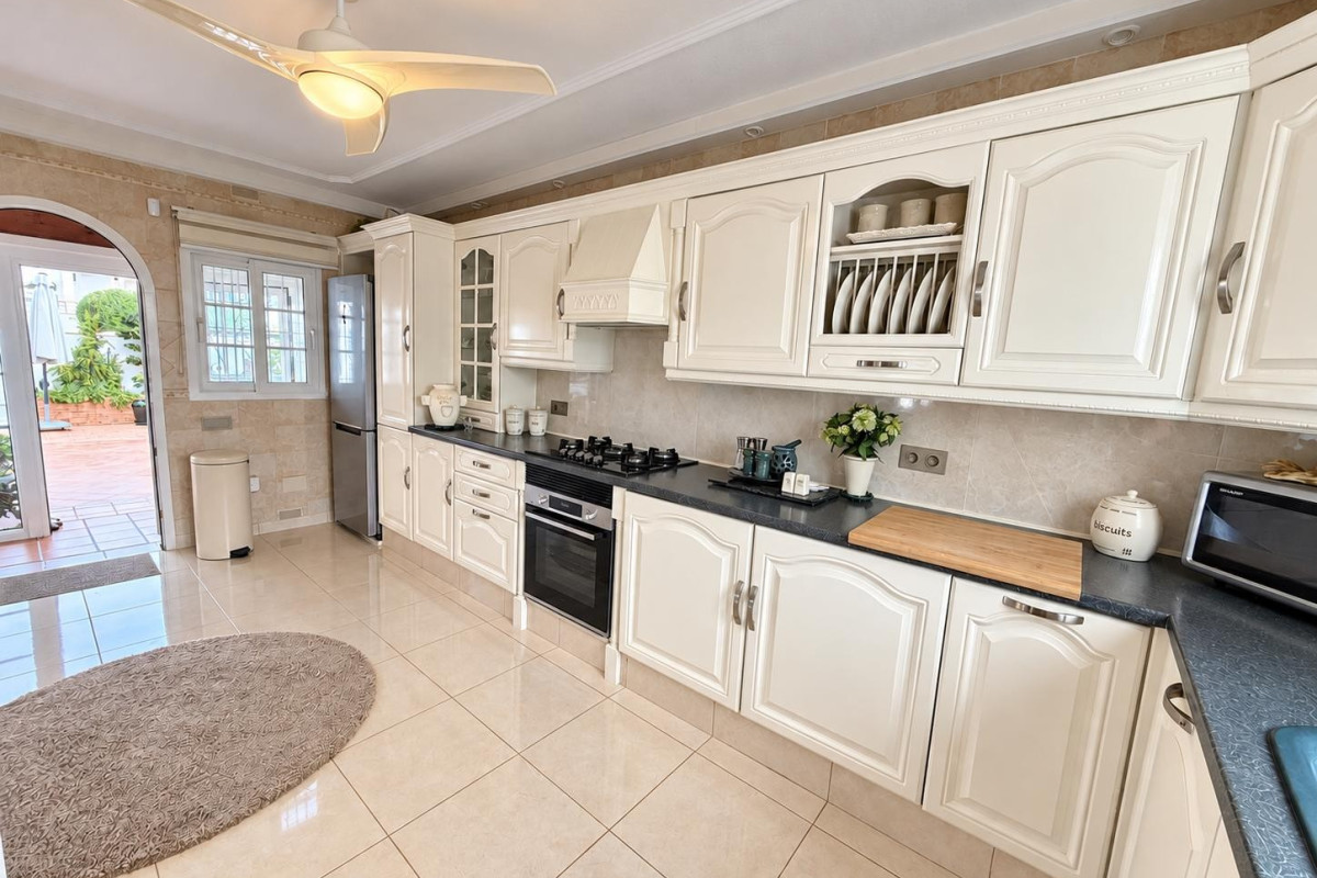 Revente - Semi Detached Villa - Orihuela Costa - Villamartin