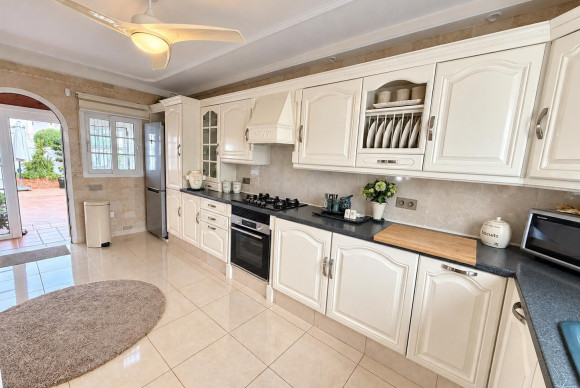 Revente - Semi Detached Villa - Orihuela Costa - Villamartin