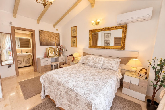Revente - Semi Detached Villa - Orihuela Costa - Villamartin