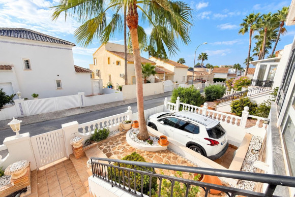 Revente - Semi Detached Villa - Orihuela Costa - Villamartin