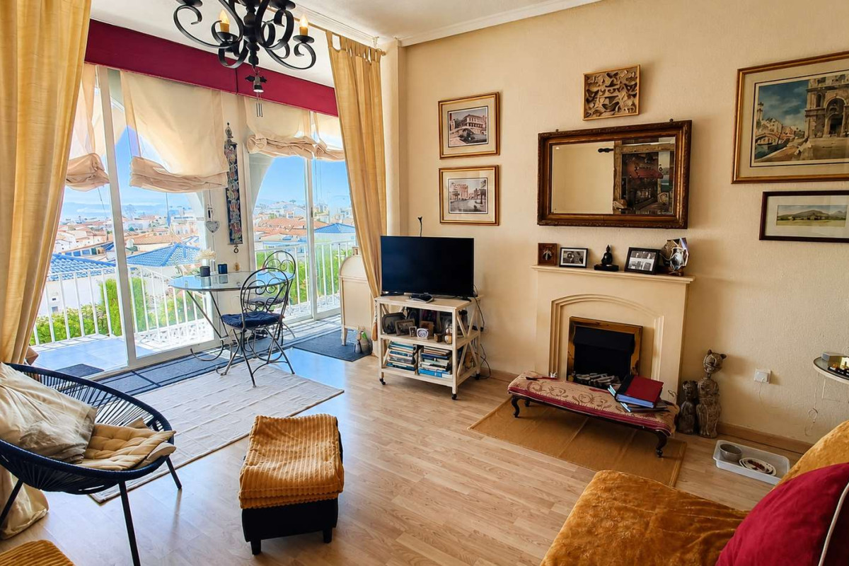 Resale - Apartment  - Ciudad Quesada - Altos de Quesada