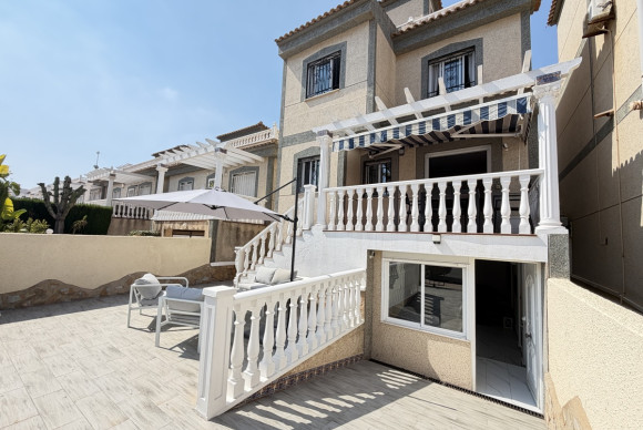 Herverkoop - Vrijstaande Villa - Orihuela Costa - Villamartin