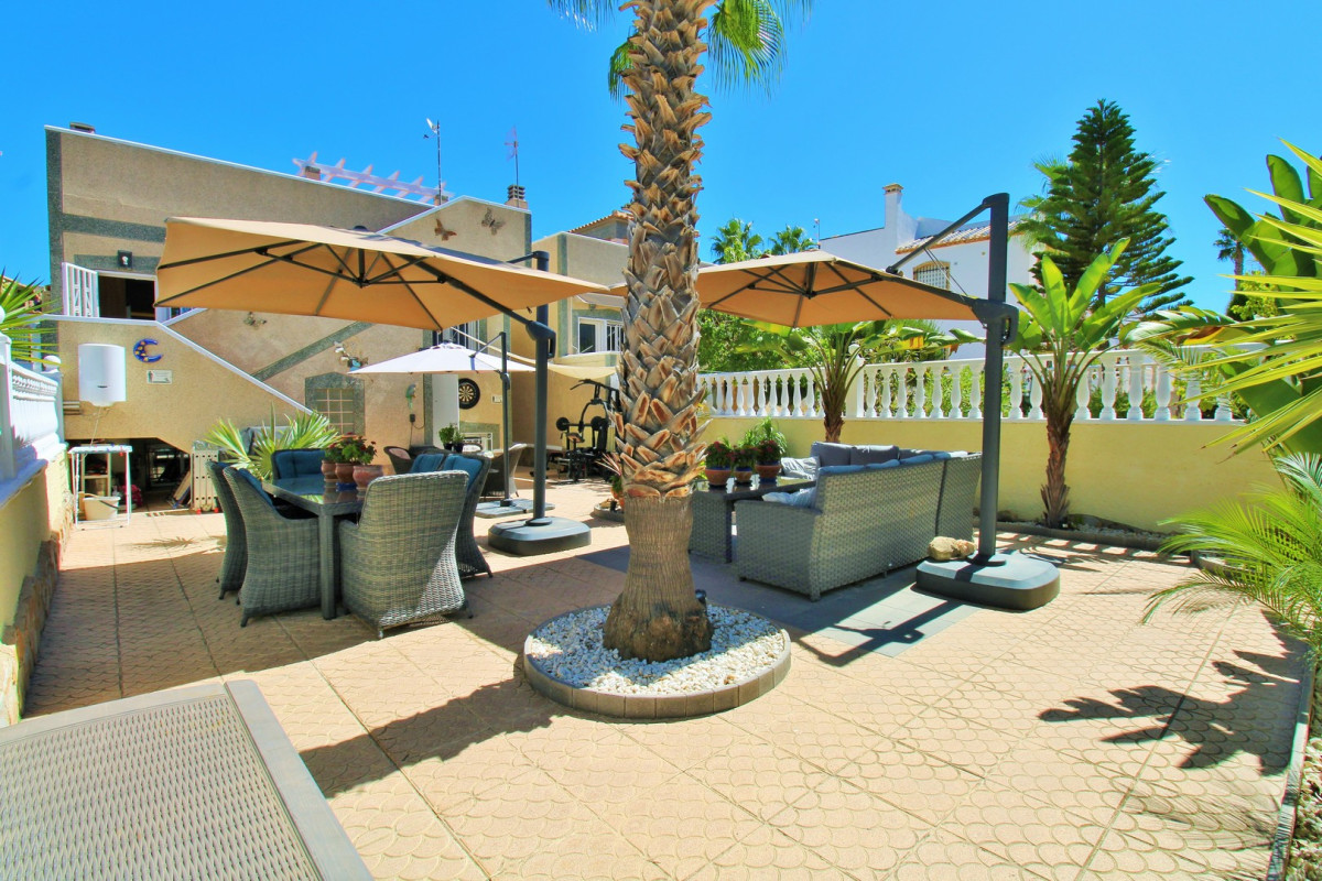Herverkoop - Villa - Villamartin - Las Violetas