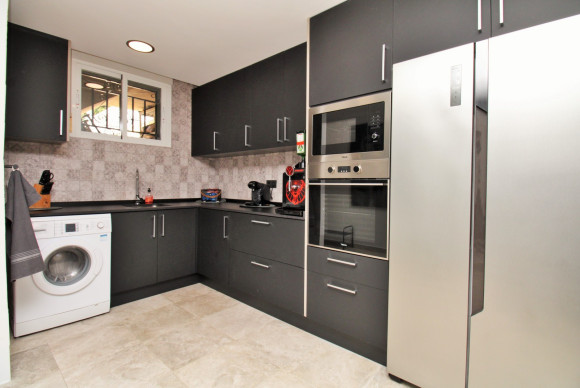 Herverkoop - Villa - Villamartin - Las Violetas