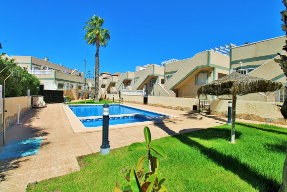 Herverkoop - Villa - Villamartin - Las Violetas