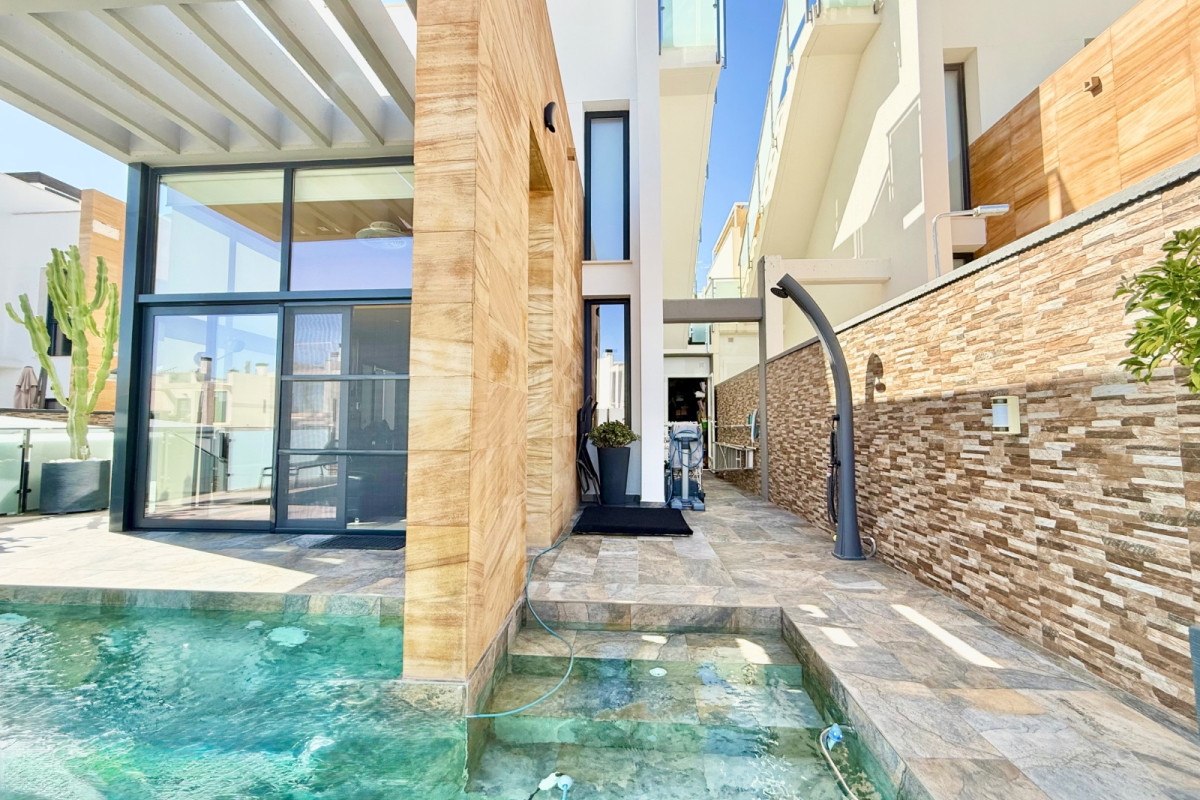 Reventa - Detached Villa - Orihuela Costa - Lomas de Cabo Roig