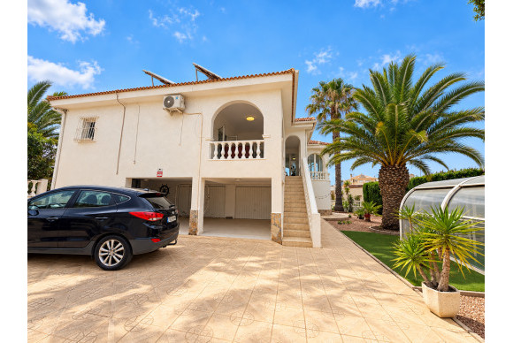Herverkoop - Vrijstaande Villa - Ciudad Quesada - Ciudad Quesada - Town