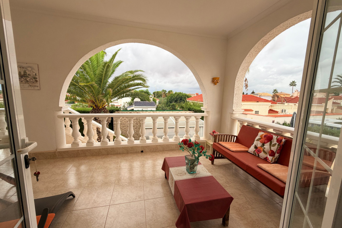 Herverkoop - Vrijstaande Villa - Ciudad Quesada - Ciudad Quesada - Town