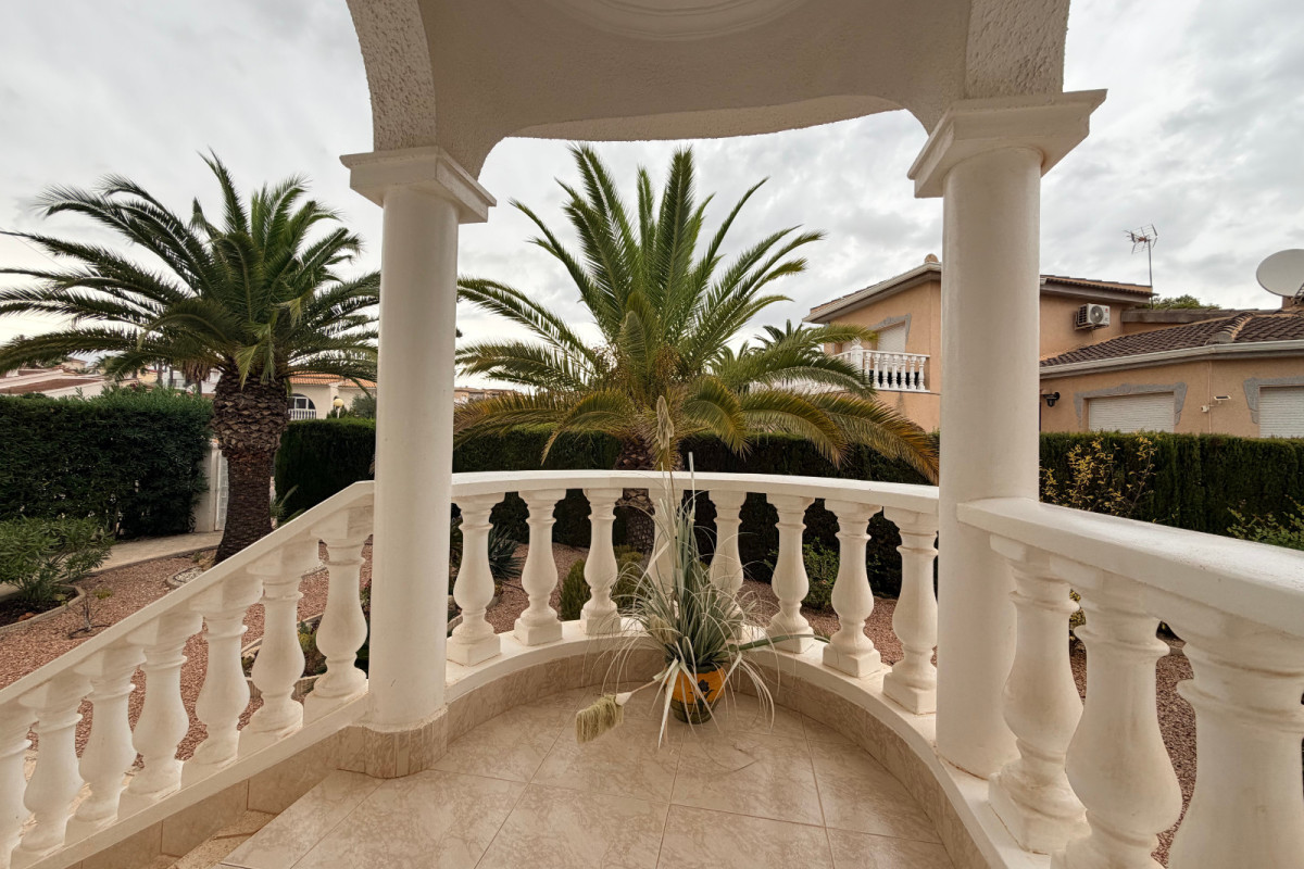 Herverkoop - Vrijstaande Villa - Ciudad Quesada - Ciudad Quesada - Town