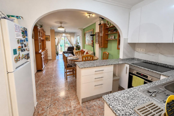 Herverkoop - Appartement - Guardamar del Segura - El moncayo