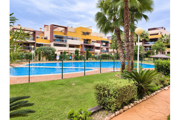 Resale - Apartment / flat - Orihuela Costa